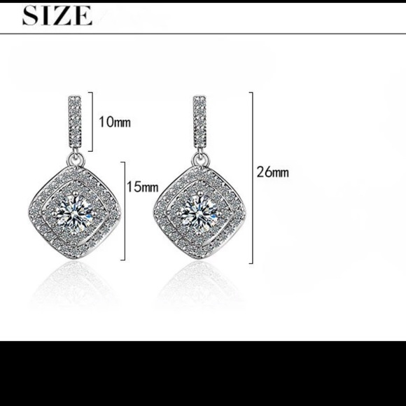 🌟 Sterling Silver 925 CZ Earrings - Picture 4 of 9